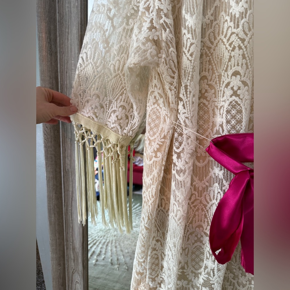 New *rare* Camas Lily Deadstock Fabric Lace Robe Kimono XS-XL Boho Wedding Layer - Picture 10 of 11